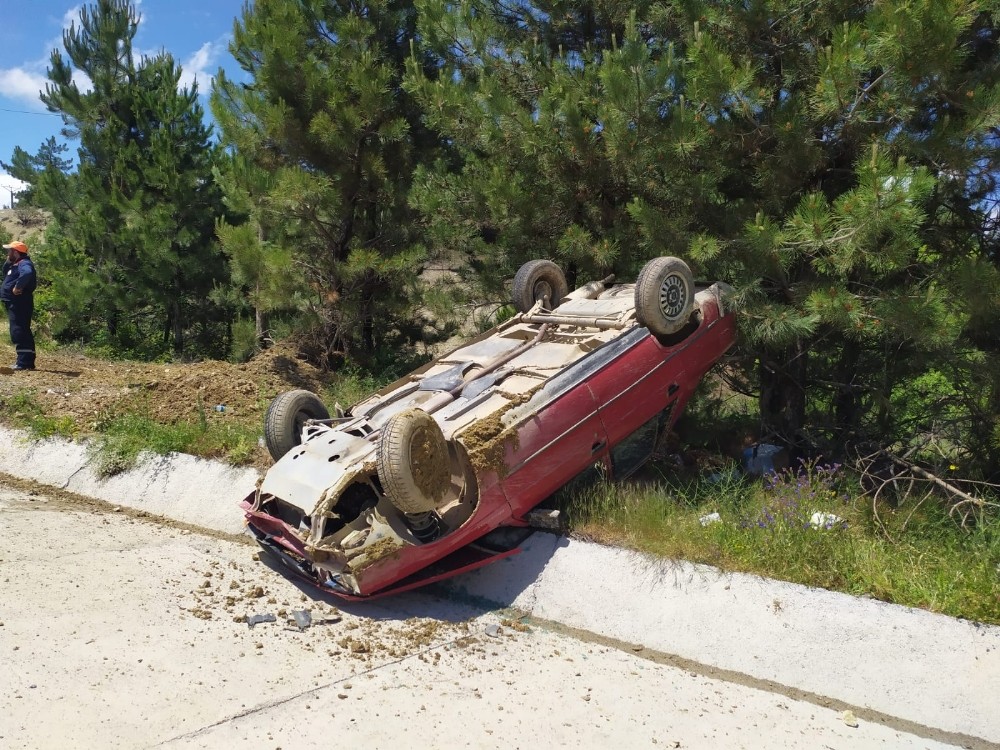 Pazarlar’da trafik kazası: 2 yaralı 