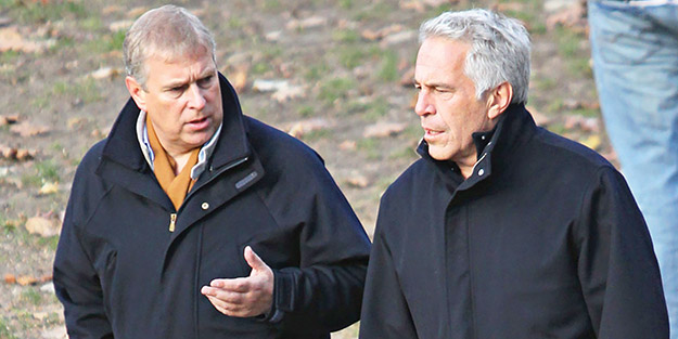 Pedofili İngiliz prens görevi bıraktı