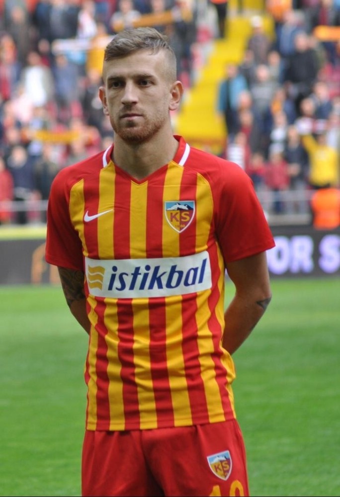 Pedro Hernique golle döndü 