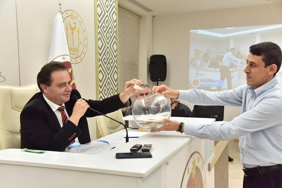 Pelitözü Gölpark’a içkili mekan açıklamasına karar verildi 