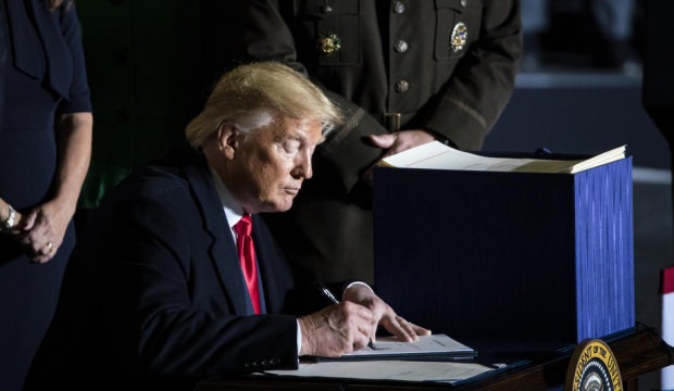 Pelosi duyurdu: Trump davetini kabul etti, 4 Şubat'ta ulusa seslenecek