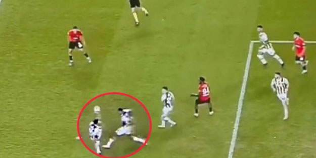 Penaltı kararı ortalığı ayağa kaldırdı