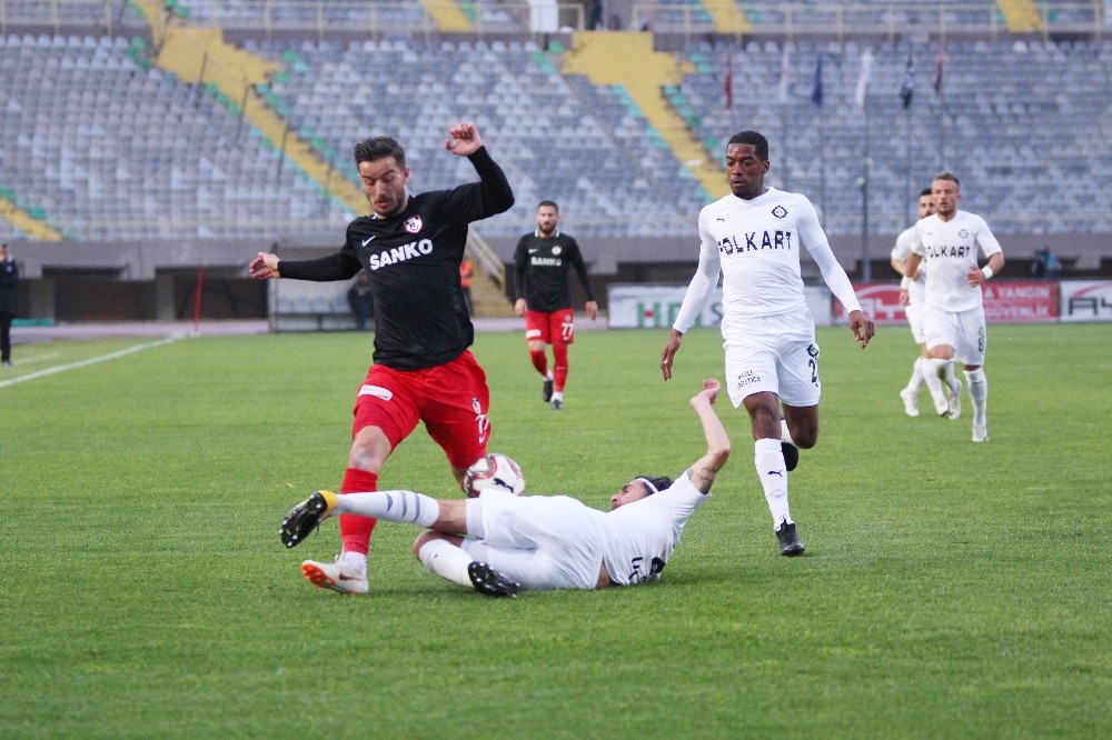 Penaltızede Altay 