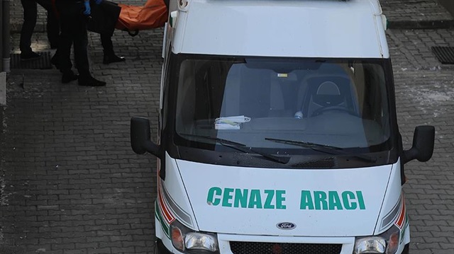 Pendik'te camide bıçaklı saldırı: 1 kişi hayatını kaybetti