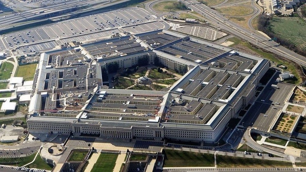Pentagon ‘Tanımlanamayan cisim’ görüntülerini paylaştı