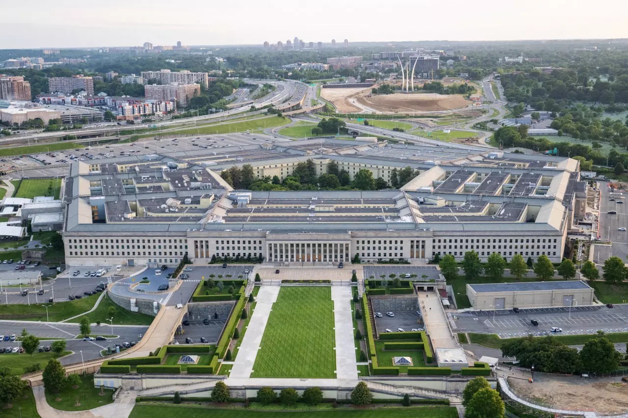 Pentagon’un UFO oyunu deşifre oldu! Gerçek uzaylı değil, silah projeleriymiş