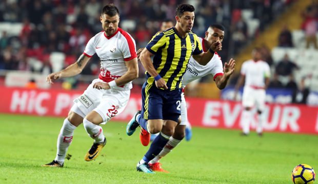 Perde Kadıköy'de kapanıyor!