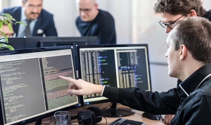 Personel tarafından yapılan bilgi güvenliği ihlalleri, bilgisayar korsanlığı kadar zarar veriyor