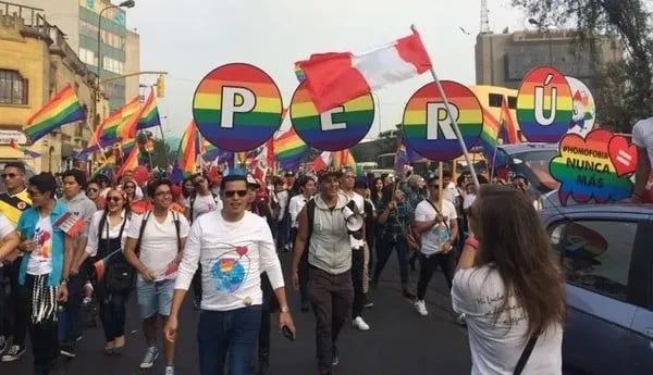 Peru bile icraata geçti! LGBT sapkınlığı ‘Akıl hastalığı sayılacak’