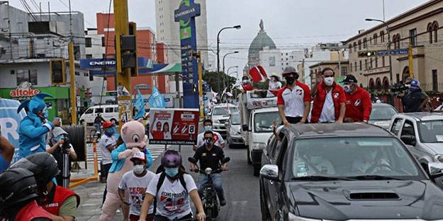 Peru'da halk devlet başkanını seçmek için seçime gidiyor