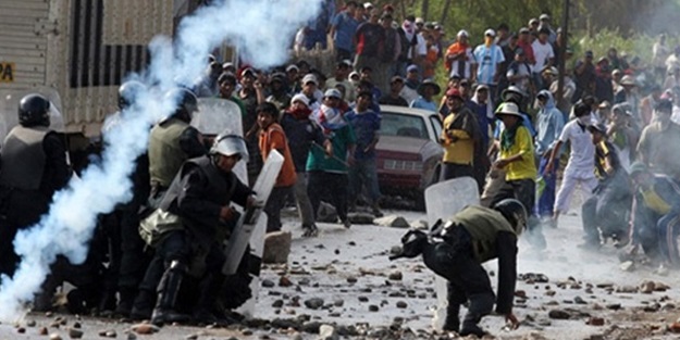 Peru'da otobüs kazası: 29 ölü, 22 yaralı