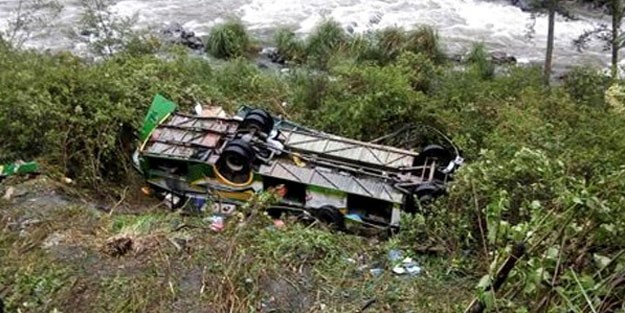 Peru'da korkunç kaza: Çok sayıda ölü ve yaralı var