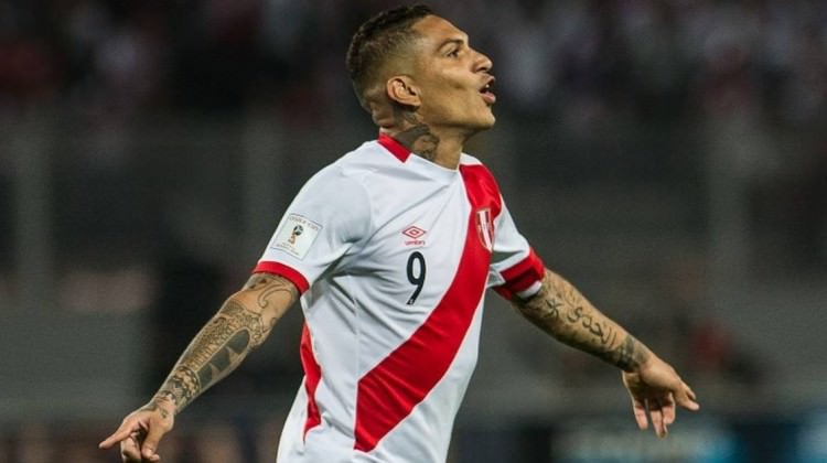 Peru'nun golcüsü Guerrero'ya Dünya Kupası müjdesi!