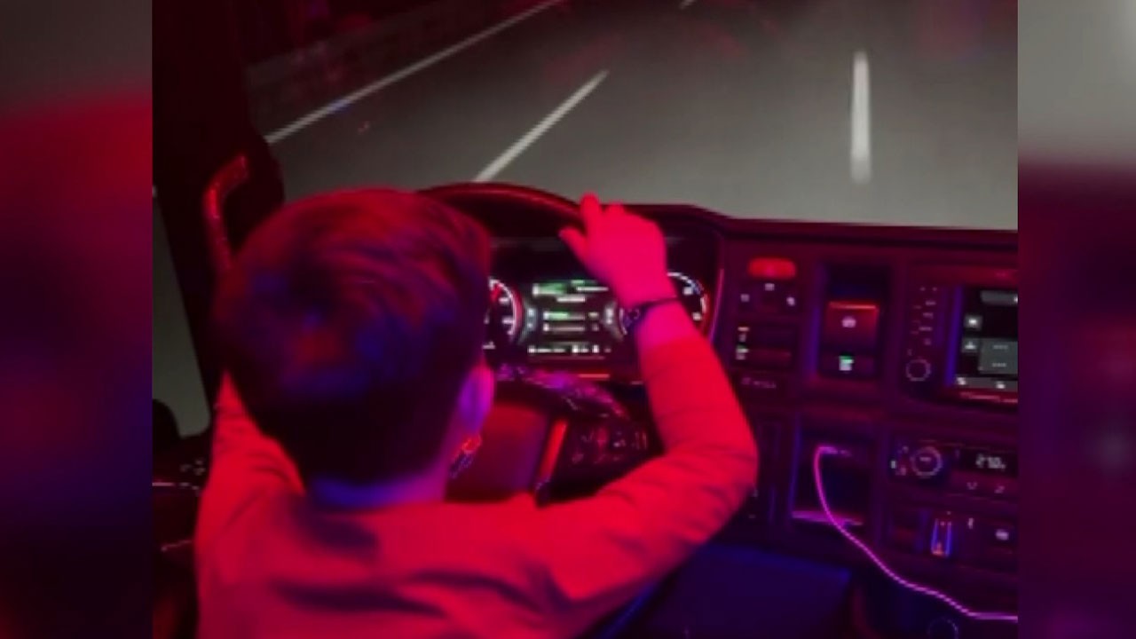 Pes dedirten manzara! TIR sürdürdü, bir de paylaştı