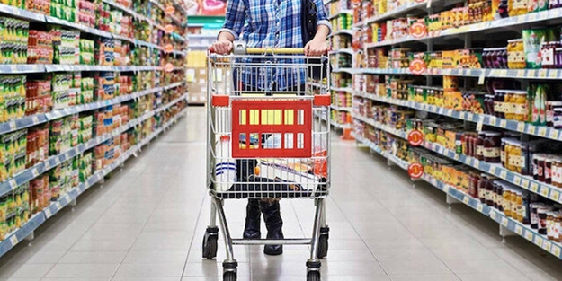 'Pes' dedirten olay! Karantinadan çıkıp markete gittiler