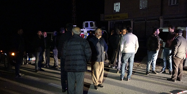 Peş peşe iki aracın çarptığı şahıs hayatını kaybetti