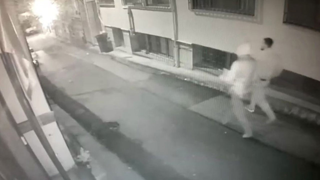 Peş peşe motosiklet çaldılar dördüncüde yakayı ele verdiler