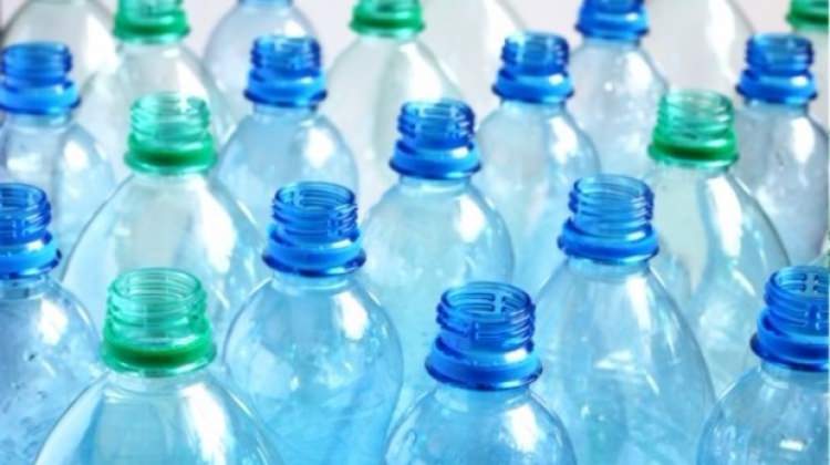 Pet şişelerin üzerine dikkatli bakın!