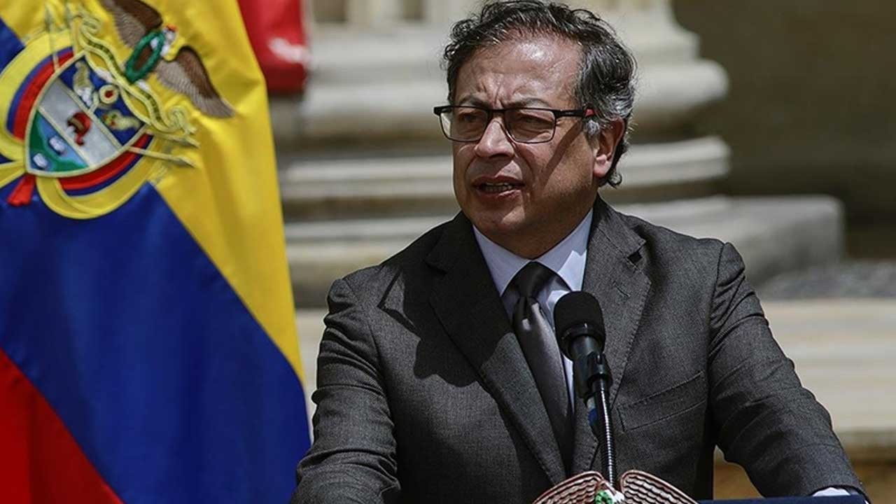 Petro'dan ABD'ye sert tepki! Yargısız infaz yapıldığını açıkladı