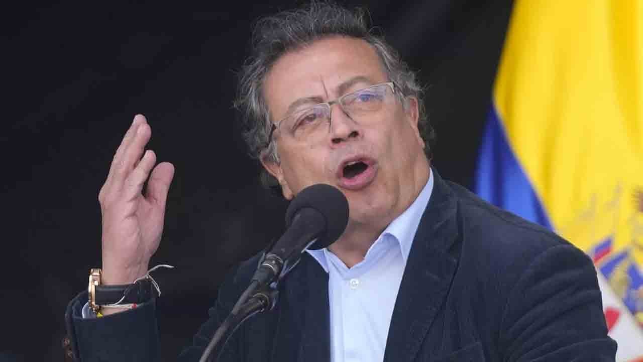 Petro’dan ortak ordu çağrısı: ABD’nin işgal bahanesine karşı çıkış