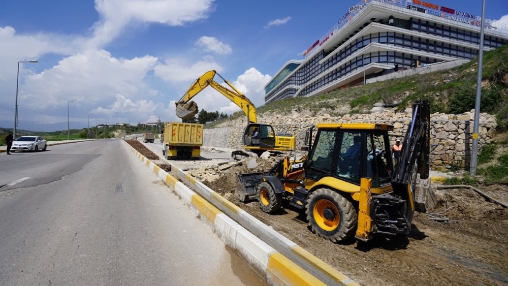 Petrol Caddesinde düzenleme ve genişletme çalışması 
