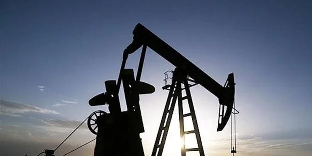 Petrol fiyatları dalgalı! Bu kez akaryakıt sektöründe bir ilk yaşanıyor: Büyük şok! Brent petrol fiyatı ne kadar oldu?