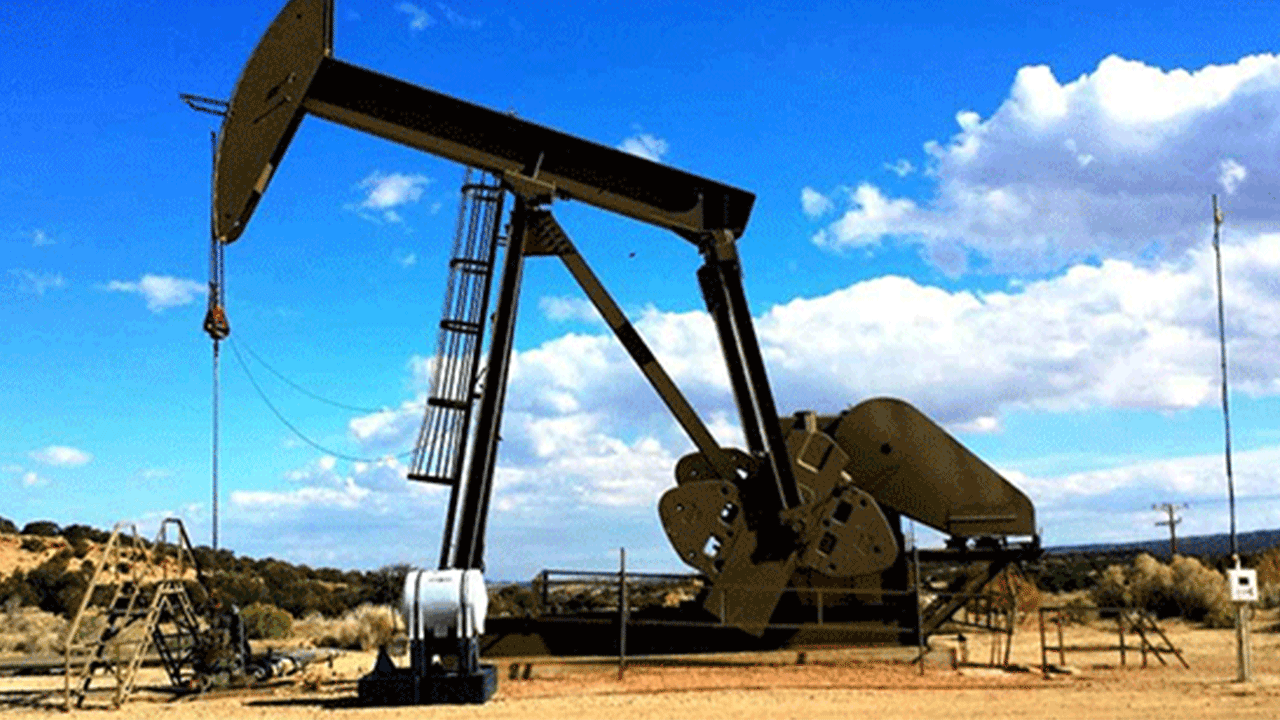 Son dönemde beşik gibi sallanıyor: Petrol fiyatları tepetaklak!