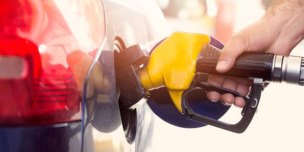 Petrol fiyatları fırladı! Benzin ve motorine kallavi zam geldi!