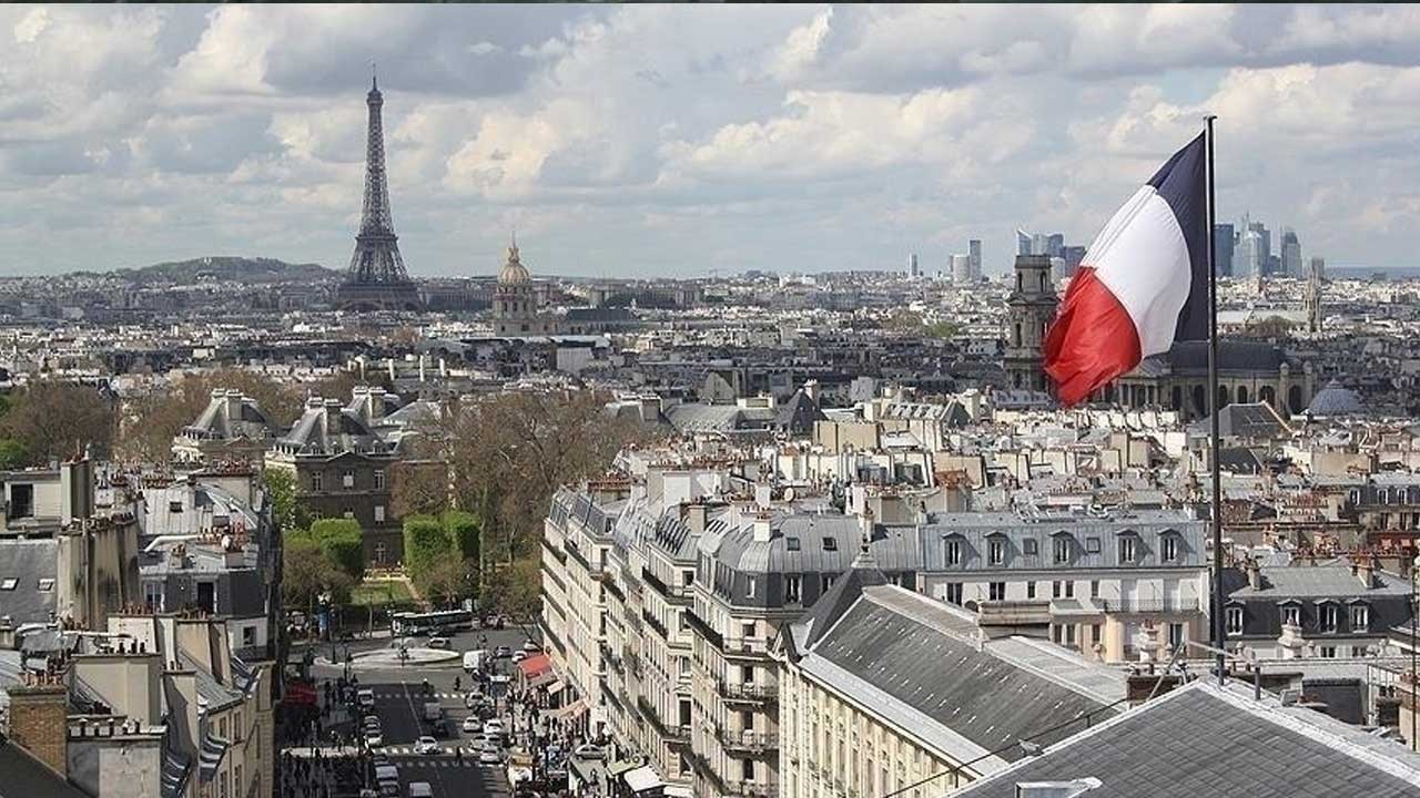 Petrol fiyatları ülkeleri vurdu! Aşırı sağcılar hükümeti suçladı