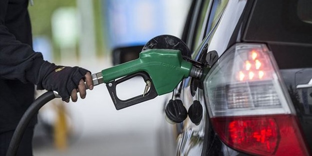 Petrol fiyatlarında sert düşüş! Akaryakıta indirim gelebilir