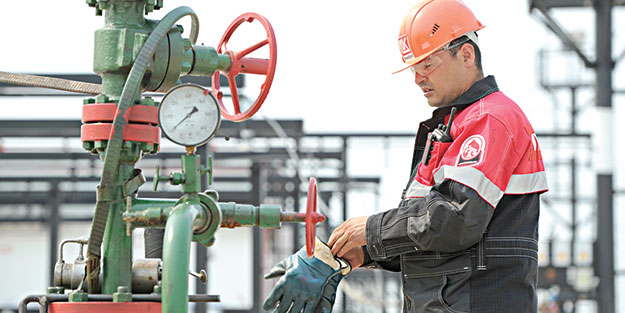 Petrol fiyatlarını düşürecek