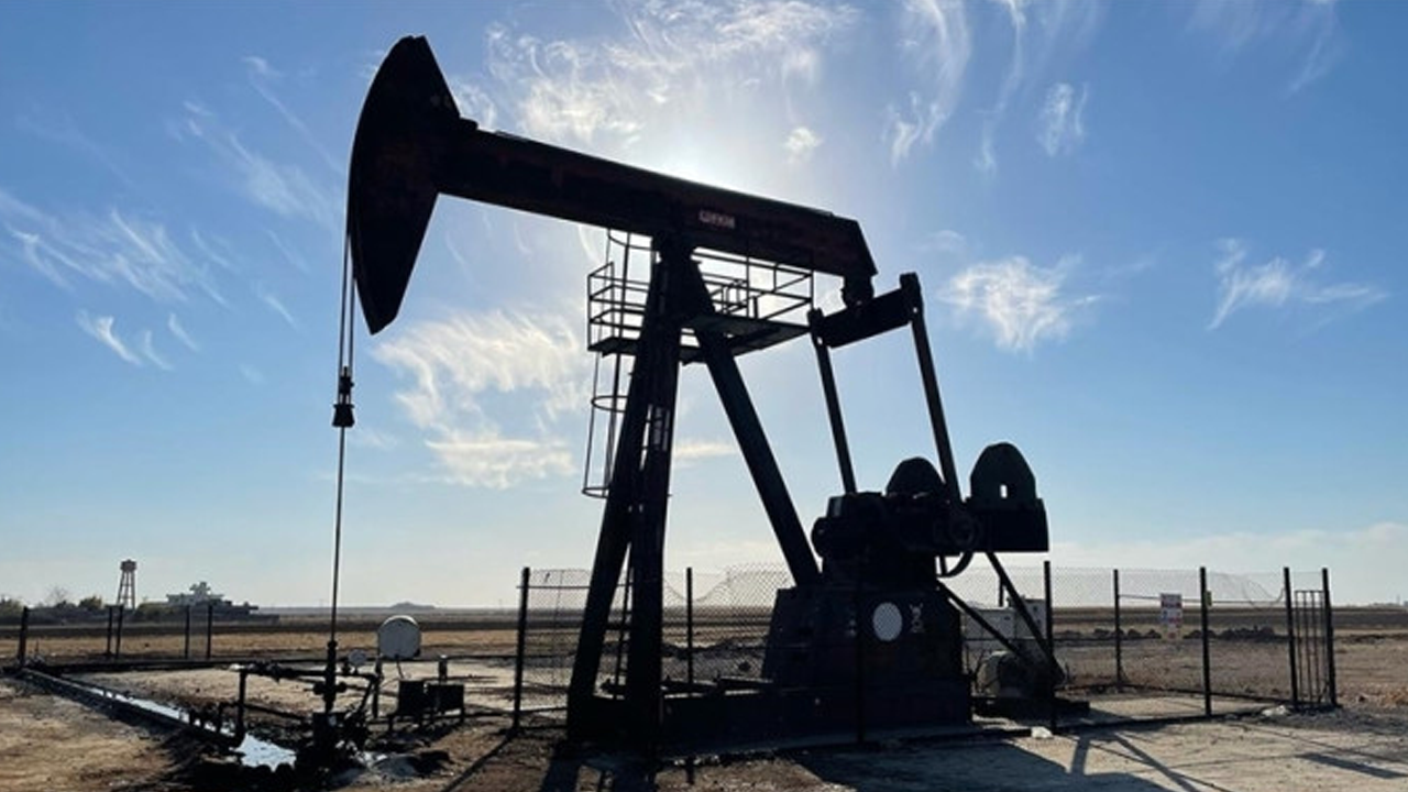 Petrol haftalık kayıplara yöneldi!