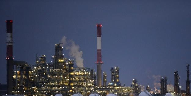 Petrol dünyada açık ara petrol 1 ayın zirvesinde! İşte seyri