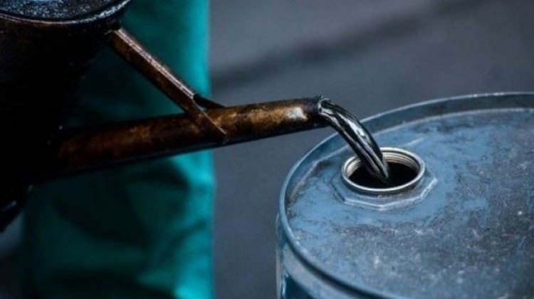 Petrol kritik seviyenin üstünde seyrediyor
