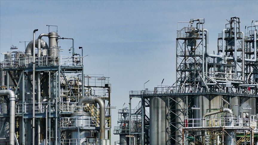 Petrol şirketlerinin karı yüzde 40 düştü
