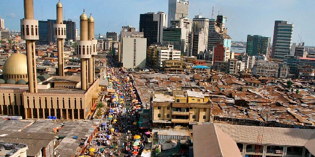 Petrol ve doğalgaz zengini Nijerya, petrol ithalatına yıllık bakın ne harcıyor!