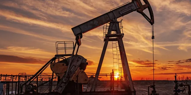 Petrol ve doğalgazın geleceği: Dünyadaki keşfi sonrası vanalar açılacak mı? Çarpıcı tahmin! Talep 2050’ye kadar düşecek!