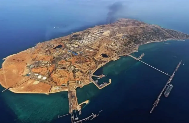 Petrolün kalbinde peş peşe patlama sesleri! Hark Adası’nda hareketli dakikalar