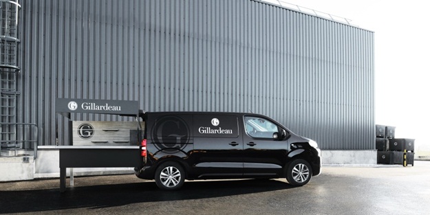 Peugeot, çok kullanışlı ve lüks bir gıda aracı daha tasarladı