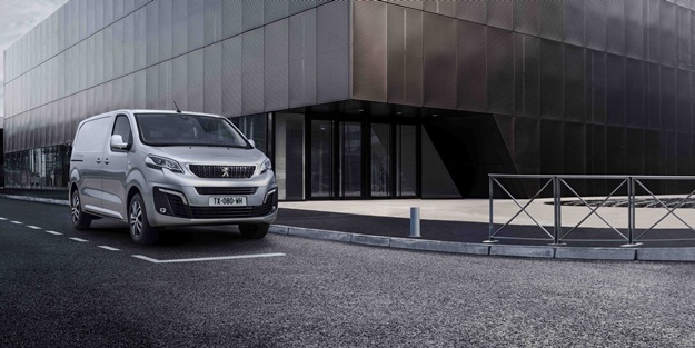 Peugeot, Yeni Expert ile Hafif ticari araç pazarında çıtayı yükseltiyor