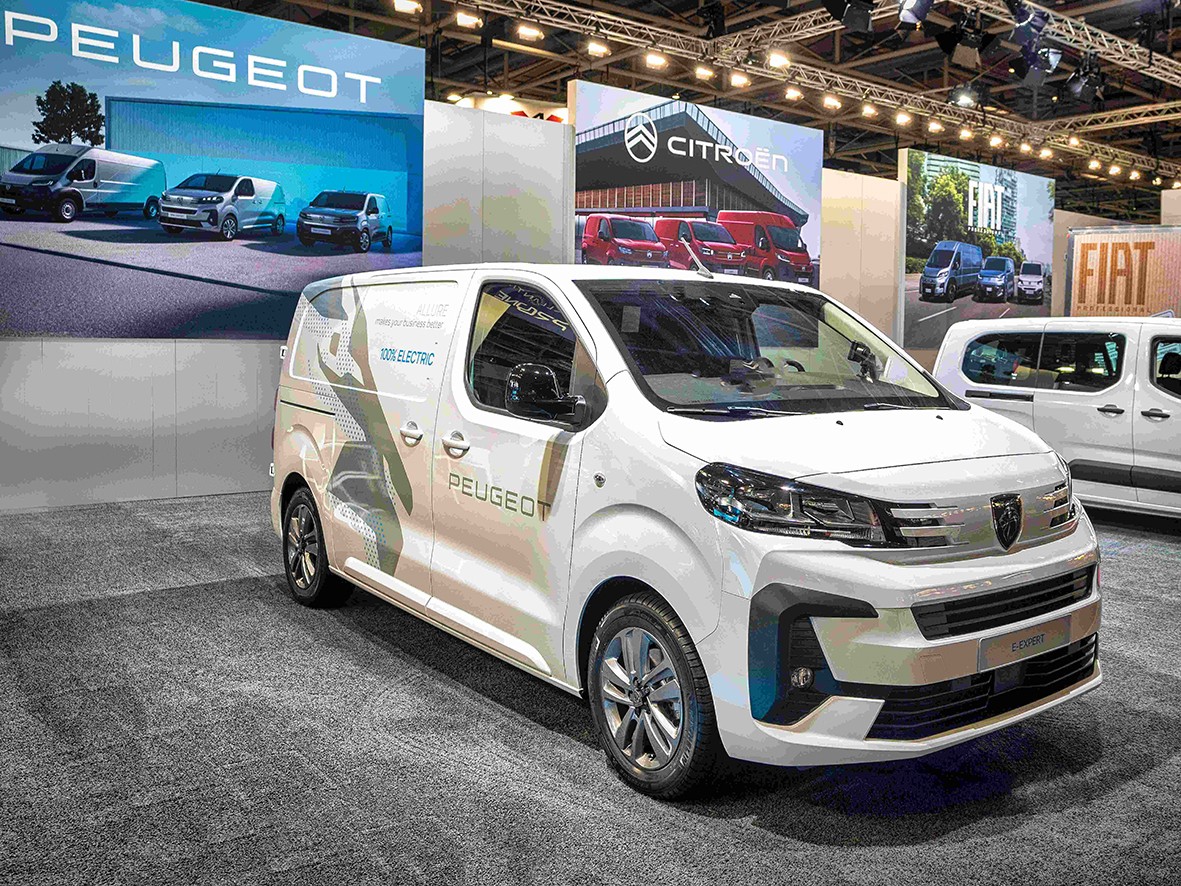 Peugeot yenilikçi teknolojilerini IAA Transportation 2024'te tanıttı! E-Expert Fridge gün yüzüne çıktı!