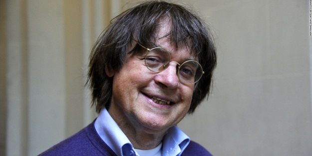 Peygamber Efendimize hakaret eden karikatürist de öldü