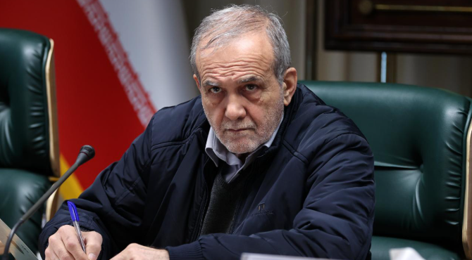 Pezeşkiyan’dan zafer muhtırası: Siyonistlerin itirazı para etmedi: Trump İran’ın teklifine razı oldu