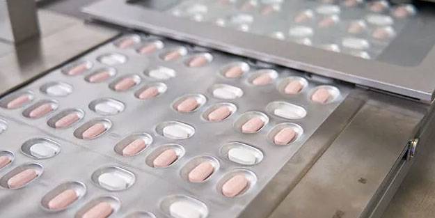Pfizer’ın koronavirüs ilacına onay verildi
