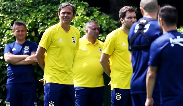 Phillip Cocu'nun çok istediği 2 transfer