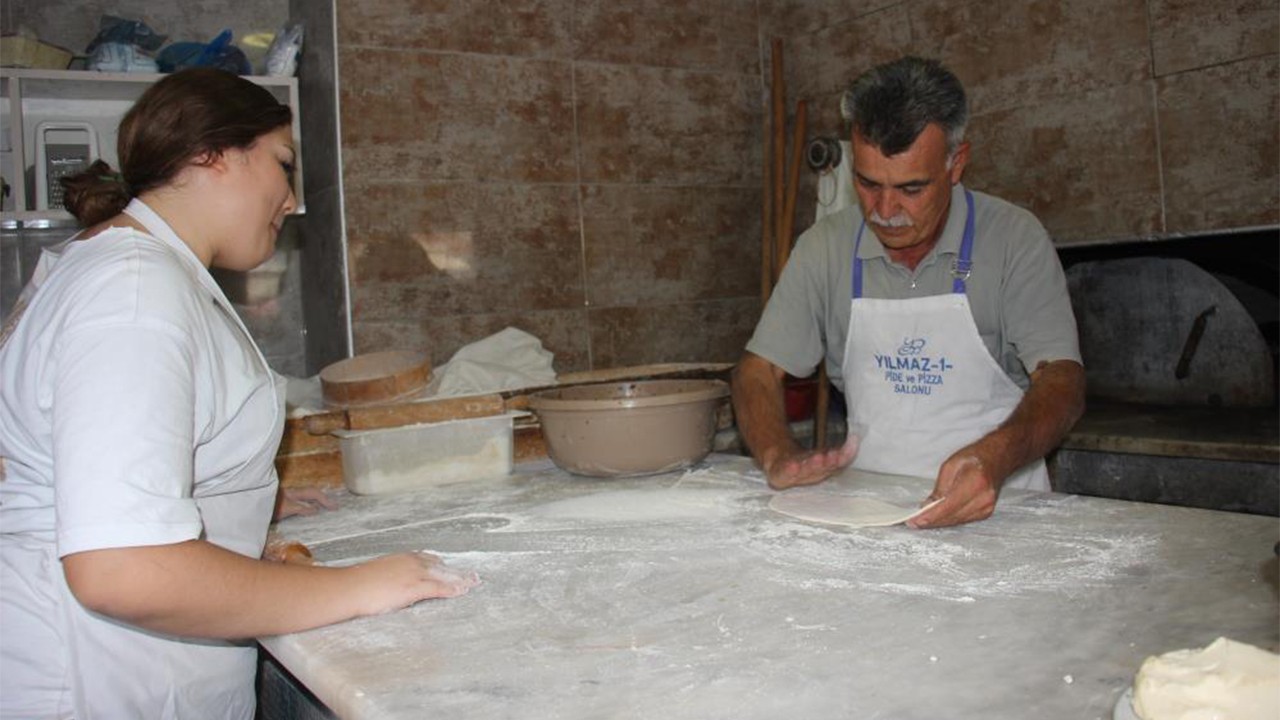 Pideci değil yüksek okul Çırak giren patron çıkıyor