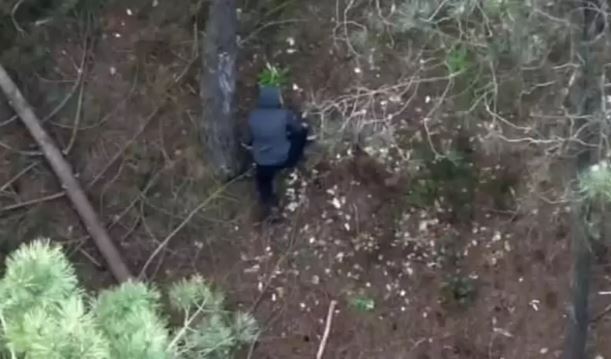 Pikachu kaskıyla uyuşturucuyu bakın nereye gömdü!