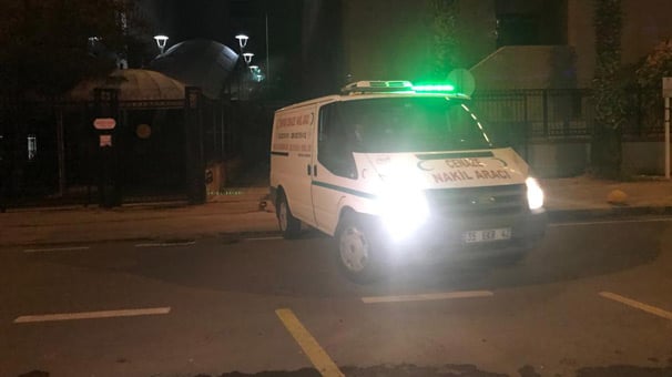 Pilot ve öğrencisinin cenazeleri İzmir Adli Tıp Kurumu'na getirildi