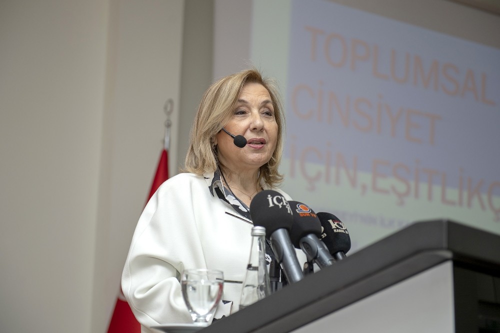Pınar Türenç: “Medyadaki haber dilinin değişmesi gerekiyor” 