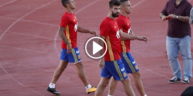 Pique'ye antrenmanda şok sözler!